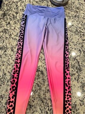 Goldsheep Girls Purple to Pink Ombre Leopard-Striped Leggings